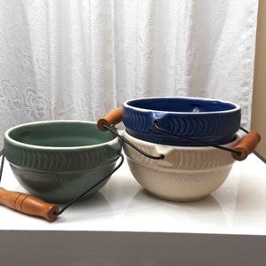 Stoneware Ribbed Bowl with Wooden Handle, Set of 3